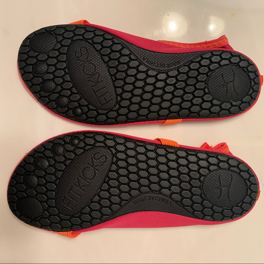 Fitkicks. Size 8-9. - Picture 3 of 3